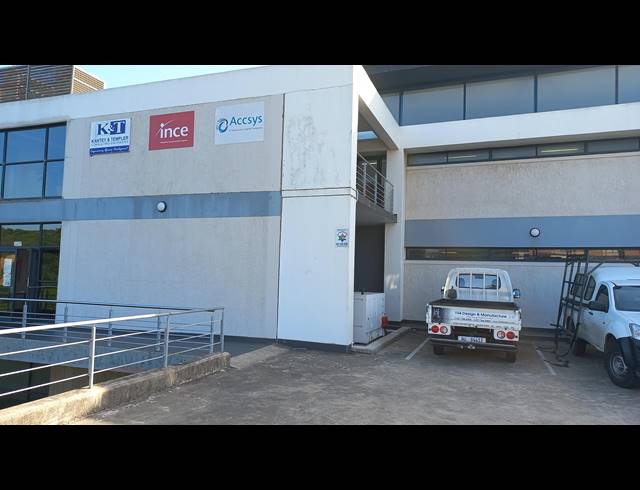 145M² BUSINESS TO LET IN BEREA WEST